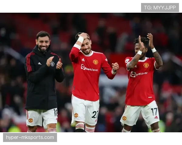 哥伦比亚队高压逼抢战术引热议，强势逆转展现亮眼表现