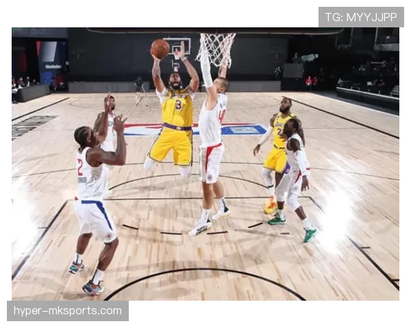 克里斯·韦伯挡拆制造错位助攻率明显提升球队进攻效率