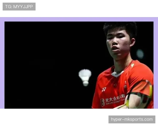 如果翁泓阳下馆子付账像打比赛那样随手一刷，隔壁都要怀疑人生